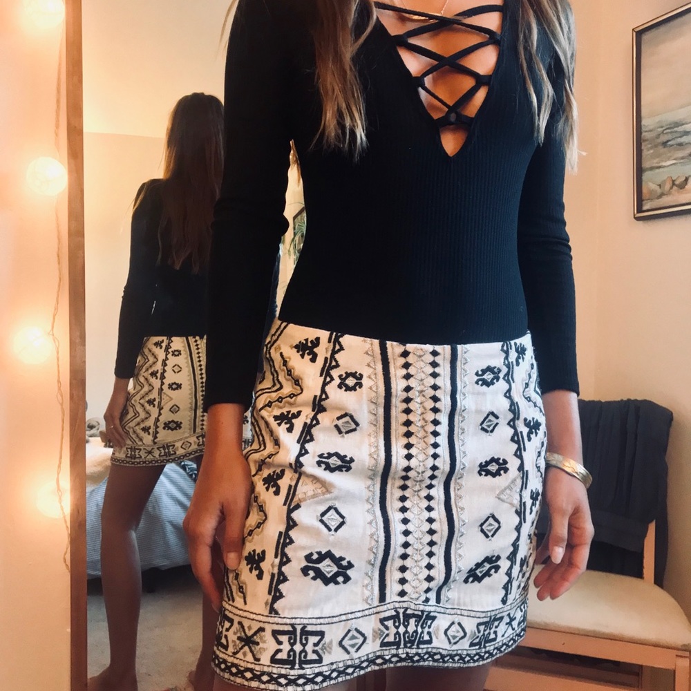 Ecoté embroidered skirt